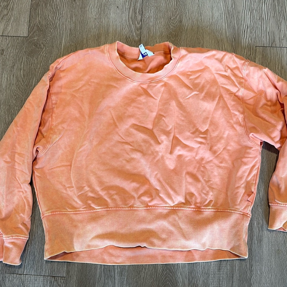 Acid wash coral cropped sweatshirt